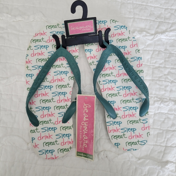 Drink Sleep Repeat Flip Flops Sandals M 7-8 NWT Be As You Are - Picture 1 of 9